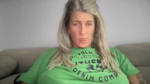 Snapshot of jessye_vega chatting on September 2025 11:25:01 AM Jessye online show from September 2025 11:25:01 AM