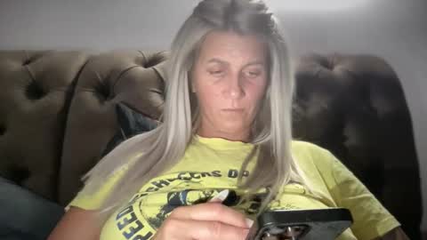 Snapshot of jessye_vega chatting on October 2025 10:10:01 PM Jessye online show from October 2025 10:10:01 PM