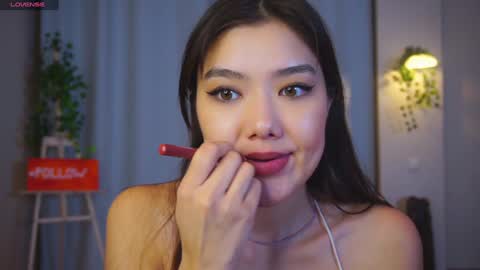 Hi all. My name is Naomi and Im glad to see you in my room  online show from January 2025 04:04:02 PM