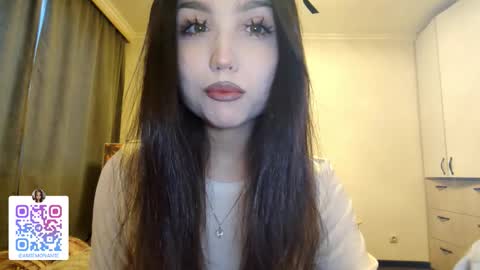 I am Gina ntmu Lets hit 10 Thumbs Up together online show from January 2026 05:22:02 AM