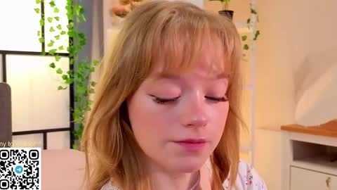 Gwen online show from March 2026 08:13:01 PM