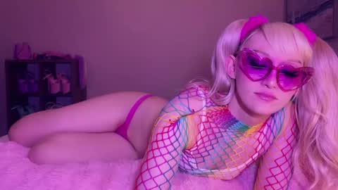   online show from April 2026 01:45:01 AM