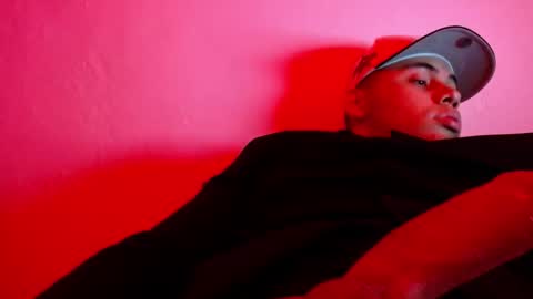 jgansta300 online show from November 2025 06:42:02 PM