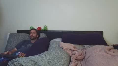 Snapshot of jgquaife chatting on November 2025 03:55:01 PM FoxHunter1 online show from November 2025 03:55:01 PM