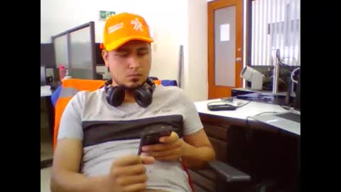 Snapshot of jhacks28 chatting on September 2025 08:41:01 PM jhacks28 online show from September 2025 08:41:01 PM