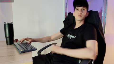 Jheampiero online show from March 2026 09:22:02 PM