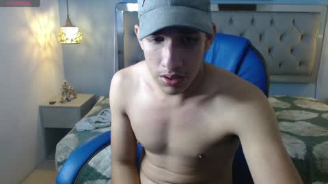 Snapshot of jheidertwink chatting on December 2024 09:48:02 AM Jheider R. online show from December 2024 09:48:02 AM