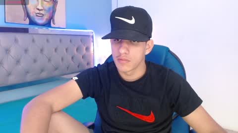 Snapshot of jheidertwink chatting on February 2025 04:04:01 AM Jheider R. online show from February 2025 04:04:01 AM