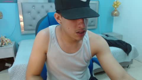 Snapshot of jheidertwink chatting on February 2025 03:57:02 AM Jheider R. online show from February 2025 03:57:02 AM