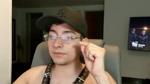 Jhoan Saenz online show from September 2025 04:12:01 AM