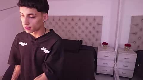 jhoanleandro online show from March 2026 05:40:02 AM