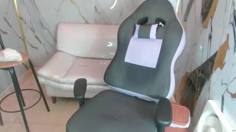 Snapshot of jhon_cooper18 chatting on February 2026 02:17:02 AM jhost online show from February 2026 02:17:02 AM