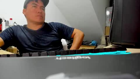 Snapshot of jhonatan_morales_s chatting on October 2025 04:45:02 AM jhonatan_morales_s online show from October 2025 04:45:02 AM