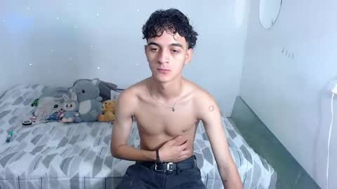 jhonay__cute online show from April 2026 09:31:02 PM