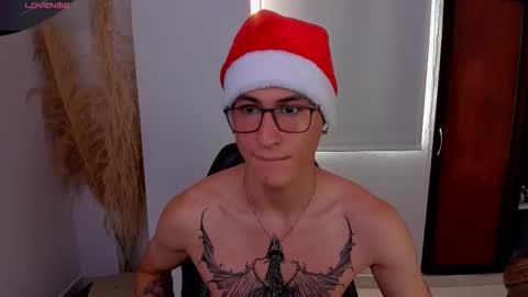 Snapshot of jhonleving chatting on December 2025 07:56:02 PM Jack online show from December 2025 07:56:02 PM