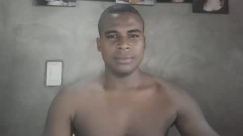 Snapshot of jhonnatanchaverrazabala1 chatting on December 2025 12:20:01 PM rikhoter16 online show from December 2025 12:20:01 PM