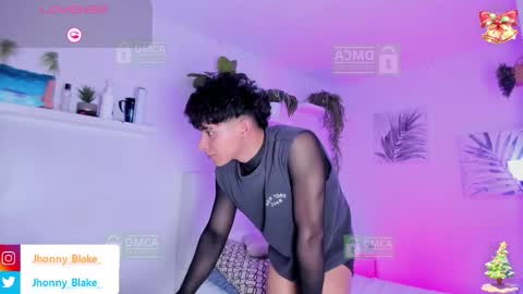 JHONNATHAN online show from November 2025 09:49:02 PM