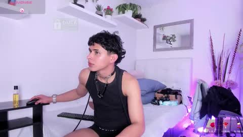 JHONNATHAN online show from March 2026 09:18:02 PM