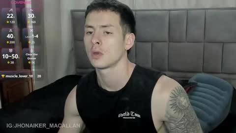 Jhonaiker online show from October 2025 08:15:02 PM