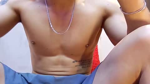 jhonny_thes28 online show from October 2025 11:28:01 AM