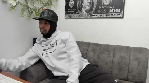 jhonson821 online show from November 2025 10:04:02 AM