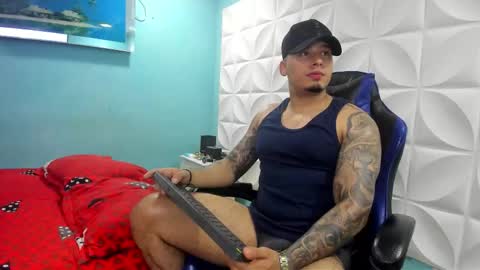 Snapshot of jhonsontatto chatting on October 2025 08:05:02 PM jhonsontatto online show from October 2025 08:05:02 PM