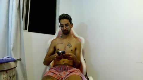 Snapshot of jhonsonvlatino chatting on June 2026 12:44:02 AM jhonsonvlatino online show from June 2026 12:44:02 AM