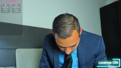 Jhony Alzate online show from February 2026 03:11:02 AM