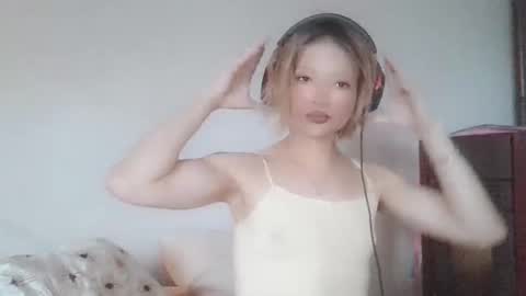 Anya online show from October 2025 11:56:02 AM