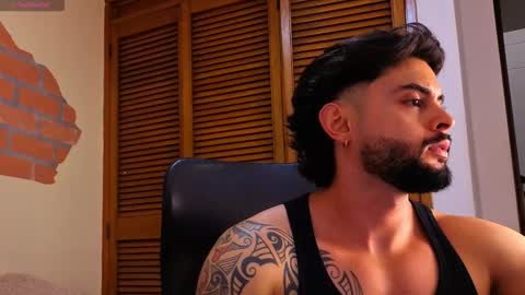 Snapshot of jhordan_white chatting on December 2025 06:47:02 PM Jhordan White online show from December 2025 06:47:02 PM