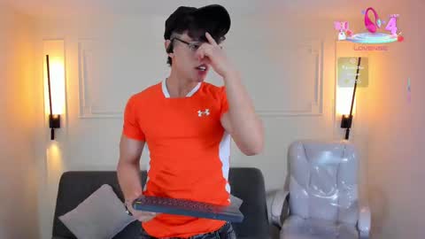 jhoumod_21 online show from September 2025 10:16:02 AM