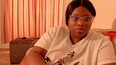 Snapshot of jhoxy_m chatting on December 2024 03:32:01 PM Hello iam hoxy ready to get wet online show from December 2024 03:32:01 PM