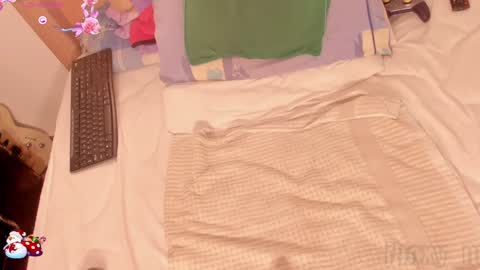 Snapshot of jhoxy_m chatting on December 2024 09:38:02 AM Hello iam hoxy ready to get wet online show from December 2024 09:38:02 AM