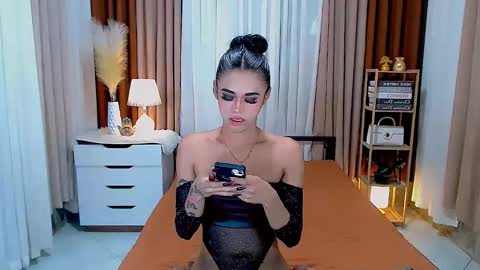 julie online show from January 2025 05:37:02 AM