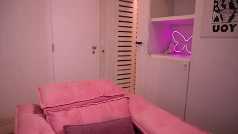 jhulysex online show from February 2026 10:04:02 PM