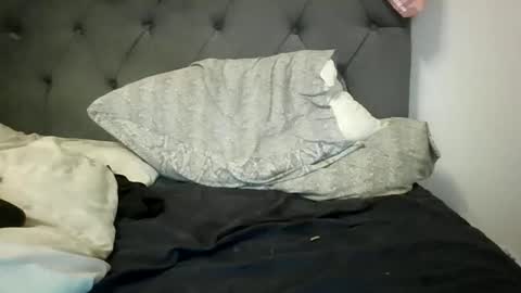 jhyde92 online show from December 2025 01:22:02 AM