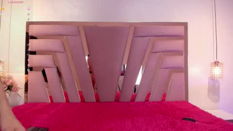 Jiggly online show from November 2025 11:03:01 PM