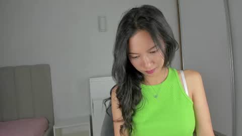 Snapshot of jiiina_ chatting on July 2026 06:20:01 PM Jiina online show from July 2026 06:20:01 PM