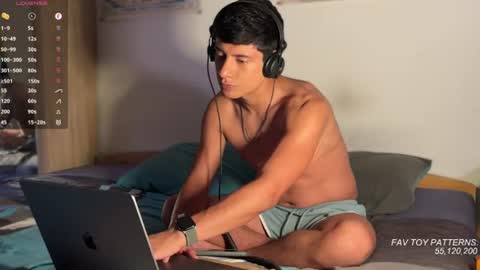 Snapshot of jim_dancer chatting on July 2026 06:50:02 PM jim_dancer online show from July 2026 06:50:02 PM