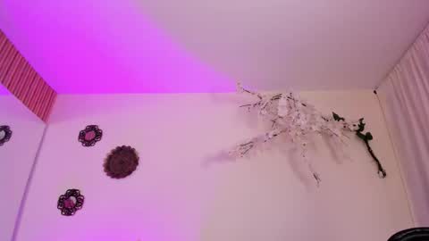 Jimena Adams online show from March 2026 07:40:02 PM