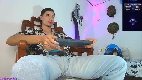 Jimm  Independent Model  online show from November 2025 03:03:02 PM