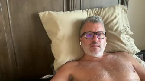 Dad of Three online show from December 2024 04:20:01 PM