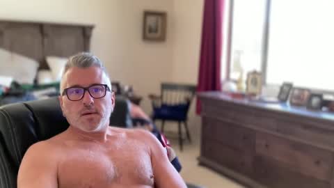 Dad of Three online show from February 2025 08:22:01 PM