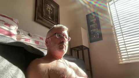 Dad of Three online show from November 2025 05:34:02 PM