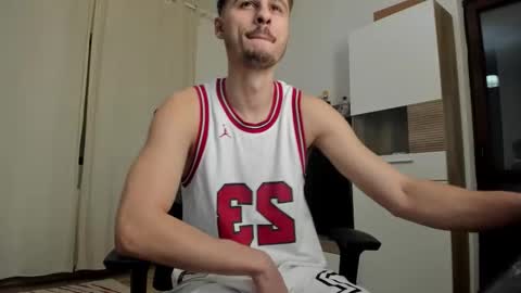 Snapshot of jimmys_style chatting on November 2025 06:31:01 PM AlphaJimmy online show from November 2025 06:31:01 PM