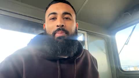 jimnkayla online show from April 2026 10:04:02 PM