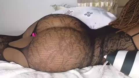 Snapshot of jinglefancypuff chatting on December 2024 11:08:02 AM jinglefancypuff online show from December 2024 11:08:02 AM