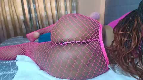 Snapshot of jinglefancypuff chatting on November 2025 08:06:01 AM jinglefancypuff online show from November 2025 08:06:01 AM