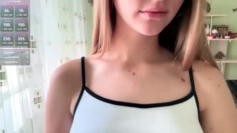 Jinny online show from October 2025 07:40:01 AM