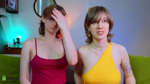 Hey Guys We are Julia ginger  Tina brunette online show from April 2026 04:10:02 PM